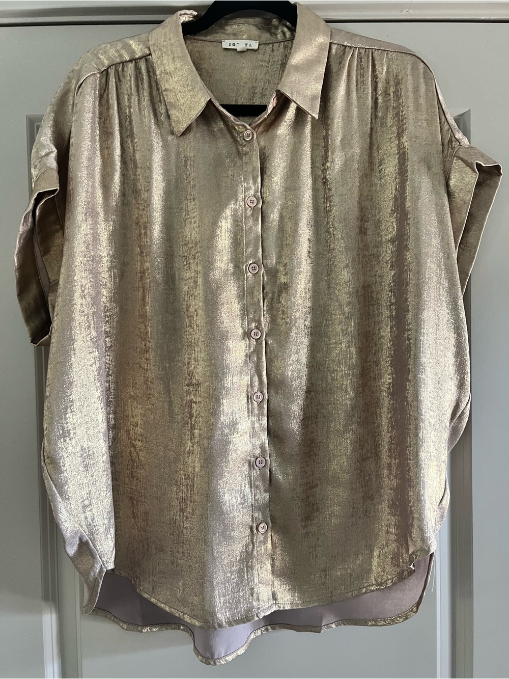 JODIFL Shimmery Gold Button-Front Blouse